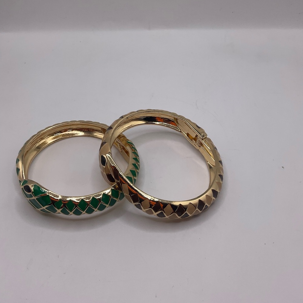 Elegant Gold and Green Snake Bracelet Set